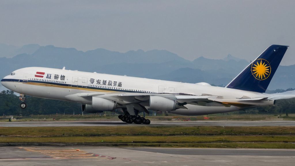娱乐圈八卦达人揭露南航空姐吃瓜事件背后的真相引发热议